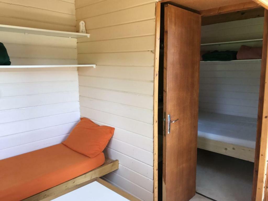 Domaine De L'Ours / Camping Lodge Saint-Urcize Esterno foto